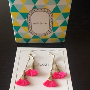 Stella and Dot Earings